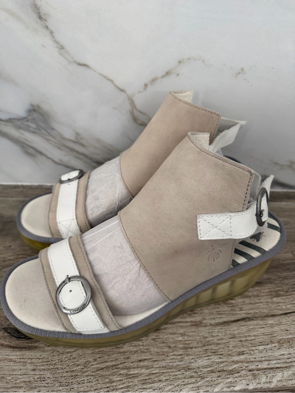 Women’s Fly London Suede Beige and White Wedge Strappy Sandals Eu 41 9.5